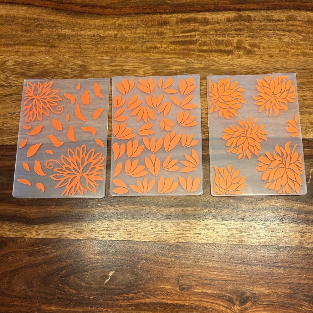 💥 2 for 12 or 4 for 20 💥  Lot of 3 embossing folders